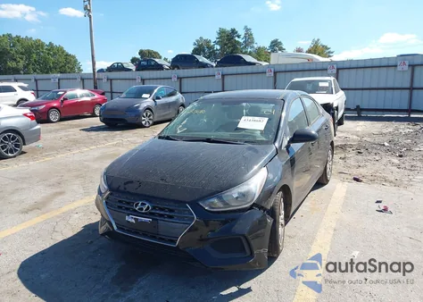 2018 Hyundai Accent Se z USA, uszkodzony, nr VIN 3KPC24A3XJE014892